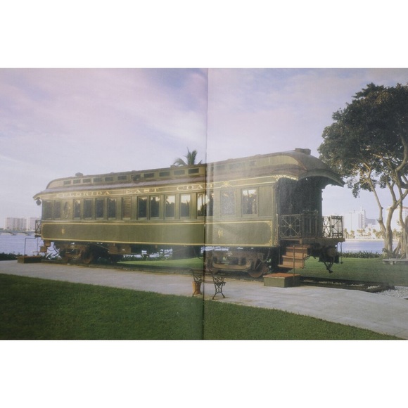 Tiffany’s Palm Beach hardback - Picture 8 of 9